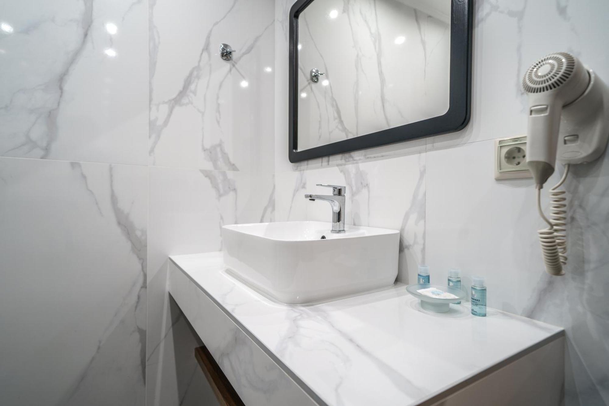 Amalia Apartments Bali  エクステリア 写真