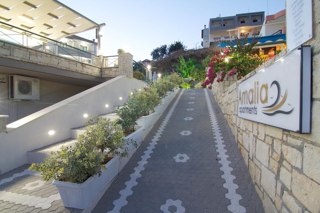 Amalia Apartments Bali  エクステリア 写真